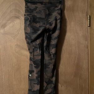 Camouflage lululemon leggings